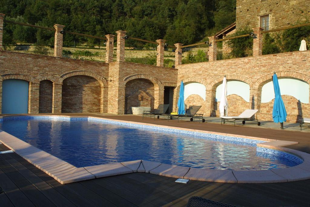 Вилла Castel Martino Cortemilia Экстерьер фото